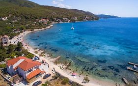 Zal Beach Apartments